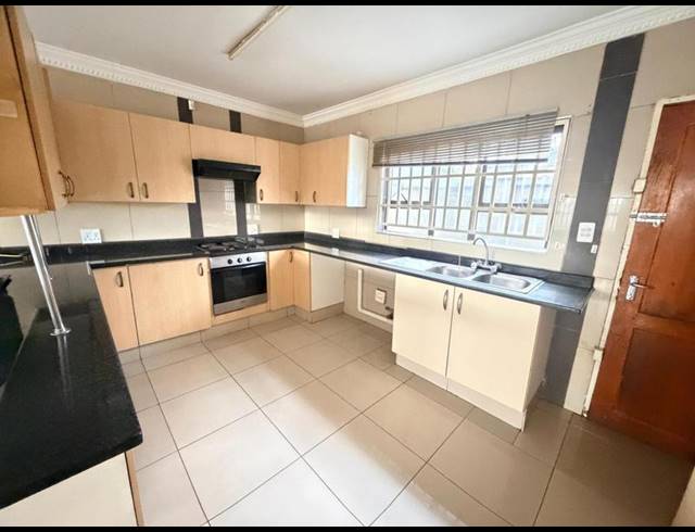 3 BEDROOM PROPERTY TO RENT IN ERASMIA